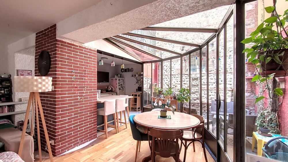 Maison de caractère-4 chambres-patio- terrasse-surface habitable 142M² - (Secteur Arago- 66 000 PERPIGNAN )