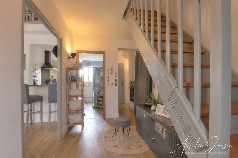 ? Maison familiale 132 m²  4 chambres  Garage  Vue dégagée  Limoges