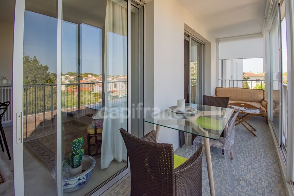 ROYAN  BEAU T3 DE 98 m² AVEC GARAGE ET CAVE À 650 M DE LA PLAGE