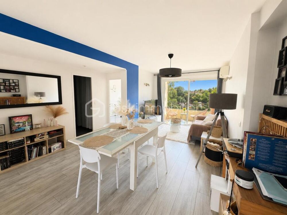 NICE OUEST  3 PIÈCES TRAVERSANT AVEC BALCON  CAVE