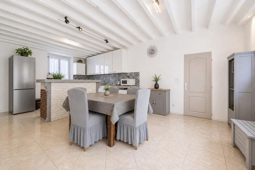 Belle maison de 7 pièces à Savins, 200 m²