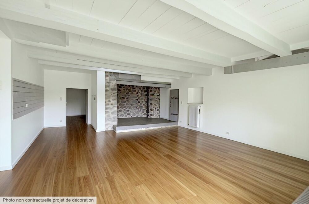 Vente Maison TARENTAISE 42660 dans un hameau paisible au dessus de Rochetaillée ferme rénovée en 2010 sur la partie habitation 112m² habitabl Tarentaise