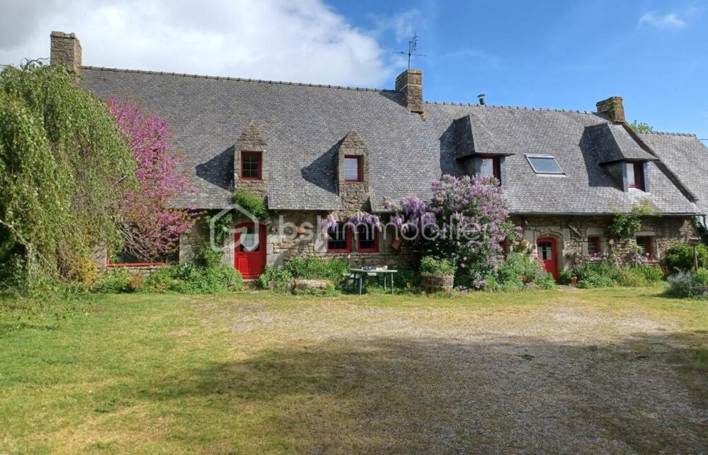 Authentique maison bretonne en pierre au charme intemporel - 178 m²