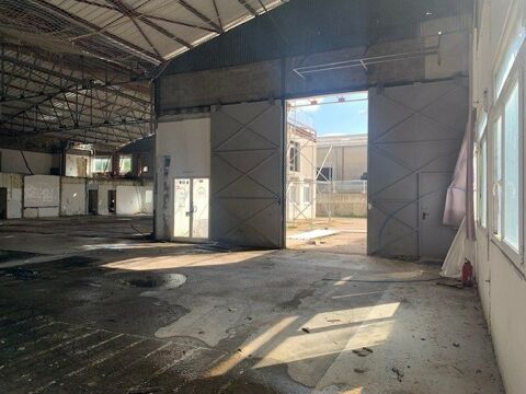   A VENDRE - BATIMENT D ACTIVITE 