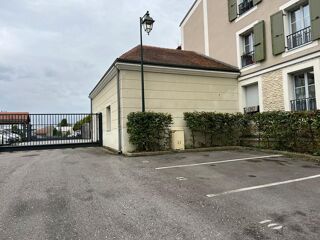  Parking / Garage à vendre 3 pièces 