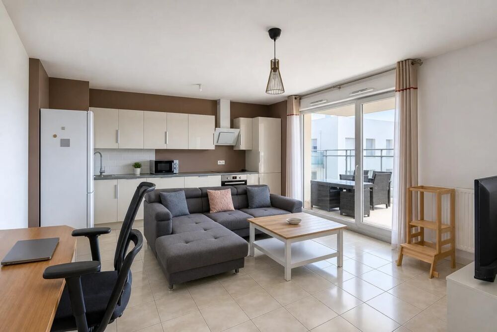 VENDU LOUÉ - 3 pièces de 63 m2, situé à Vaulx-en-Velin