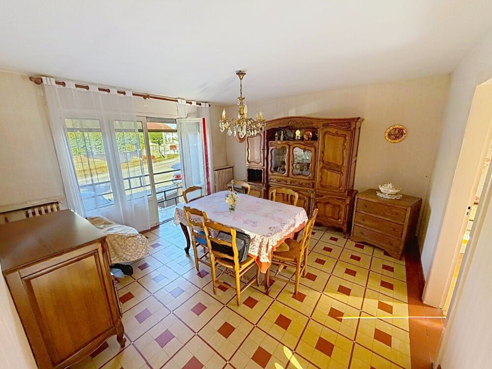 Vente Maison Maison à vendre 6 pièces CHALLERANGE (08) Challerange
