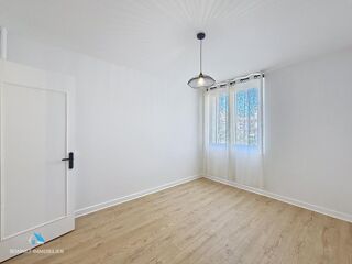  Appartement � vendre 4 pi�ces 85 m�