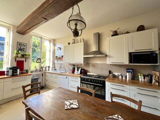  Propri�t�/ch�teau � vendre 10 pi�ces 288 m�