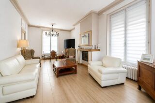  Maison à vendre 10 pièces 220 m²