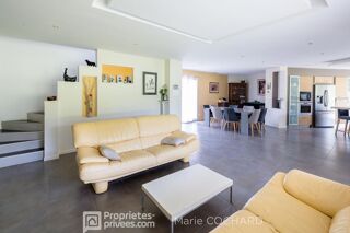  Maison  vendre 6 pices 160 m