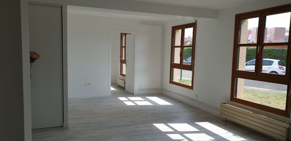 Location Appartement Appartement de 52m2 à louer sur Neauphle-le-Château Neauphle le chateau