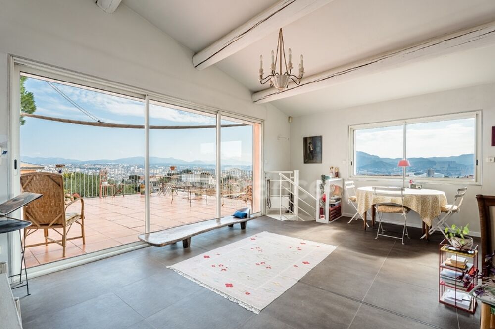 Propriété à vendre 5 pièces MARSEILLE 7EME ARRONDISSEMENT (13) VAUBAN