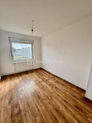  Appartement à vendre 6 pièces 84 m²