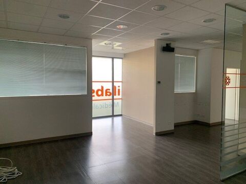   LOCAL COMMERCIAL TYPE BUREAUX 