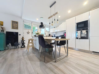 Appartement 5 pièces 134 m² · à Ferney Voltaire · 134 m² · 680 000 €