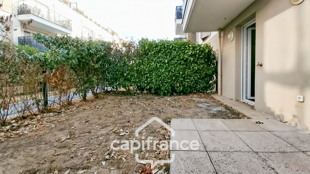 Pontault-Combault-Appartement 2 pièces-Très bon état- Résidence de 2017-Jardin-terrasse-Parking-lumineux-Bien agencé