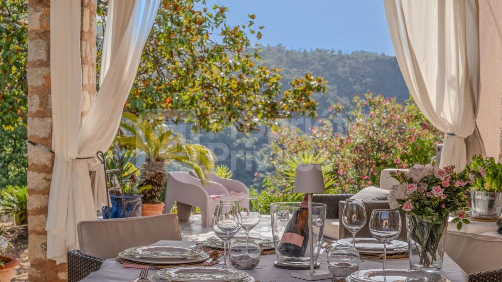 Villa 182m² - 4 pièces - 3 chambres - terrain 1 500 m²