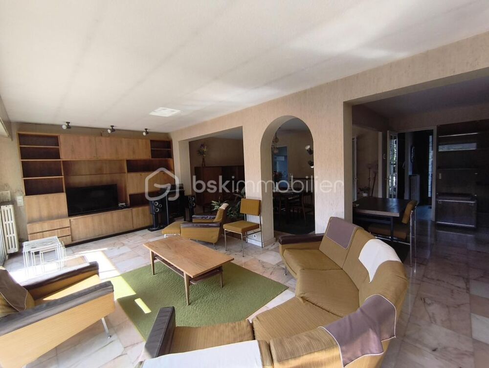 Vente Maison Maison familiale avec jardin ,garage et travaux Aussillon