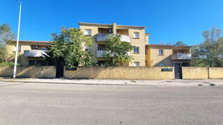  Immeuble à vendre 15 + pièces 834 m²