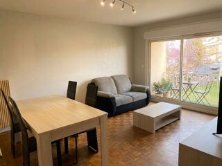  Appartement à louer 2 pièces 54 m²
