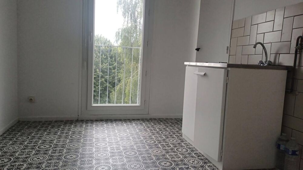 Location Appartement APPARTEMENT T3 Noyon