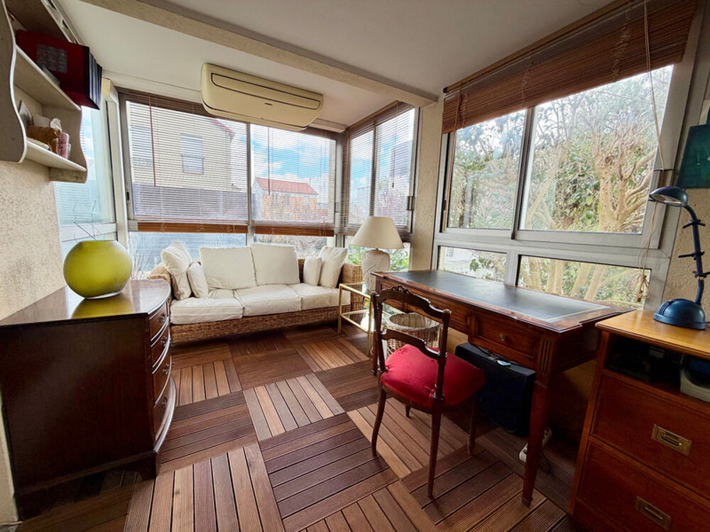 � vendre  Appartement Issy-les-Moulineaux (92130)