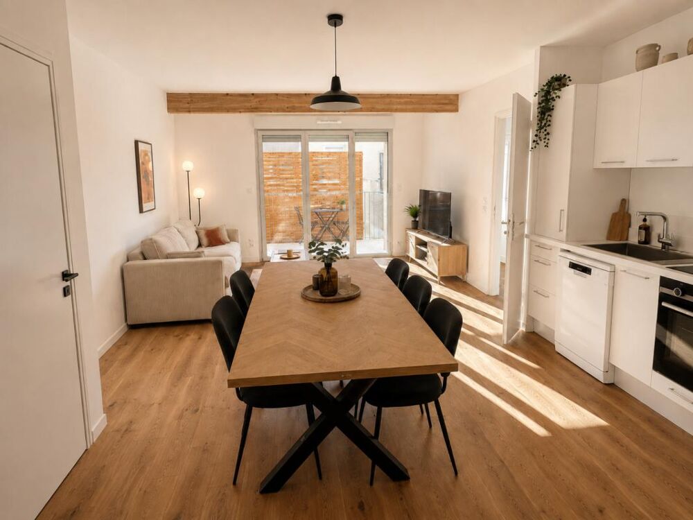 Vente Appartement * T4 LUMINEUX AVEC TERRASSE AUX CHARTRONS * Bordeaux