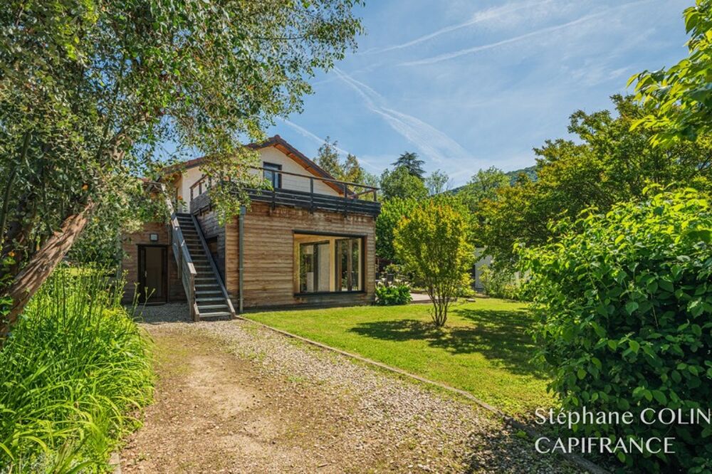 Maison 150 m² à JARRIE (38)