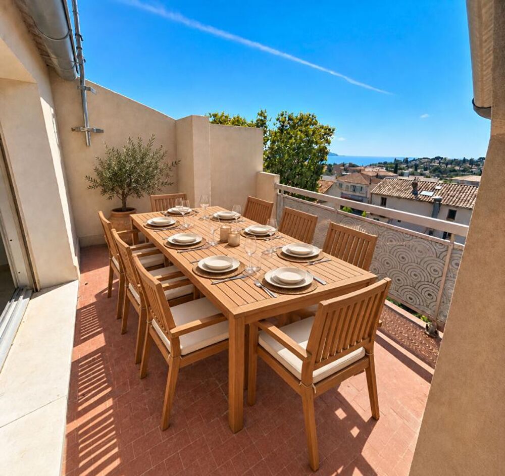 Vente Appartement Carqueiranne coeur de ville - T3, 60 m², terrasse vue mer, 2 pkgs, au calme Carqueiranne