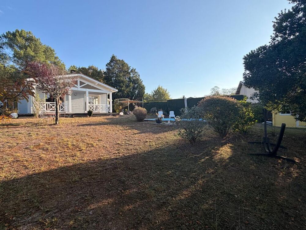Vente Maison MAISON 142M² 4CH PISCINE DOUBLE GARAGE CARPORT SUR 1600M² DE TERRAIN Salles