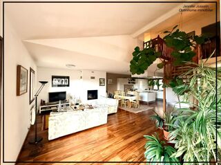  Duplex/triplex � vendre 5 pi�ces 154 m� Prevessin moens