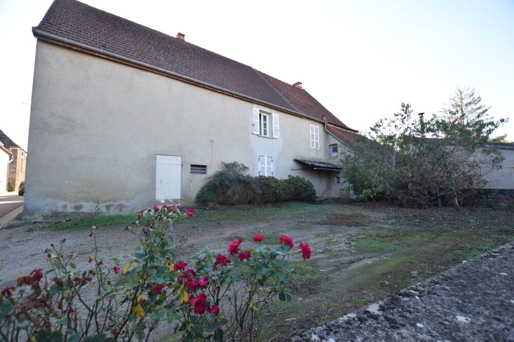 Vente Propriété/Château Propriete agricole avec deux maisons, bâtiments et 2,9 hectares de terrain CREOT (71) Creot