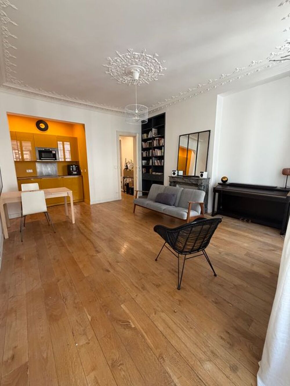 Location Appartement Appartement de 50m2 à louer sur Paris 08 Paris 8