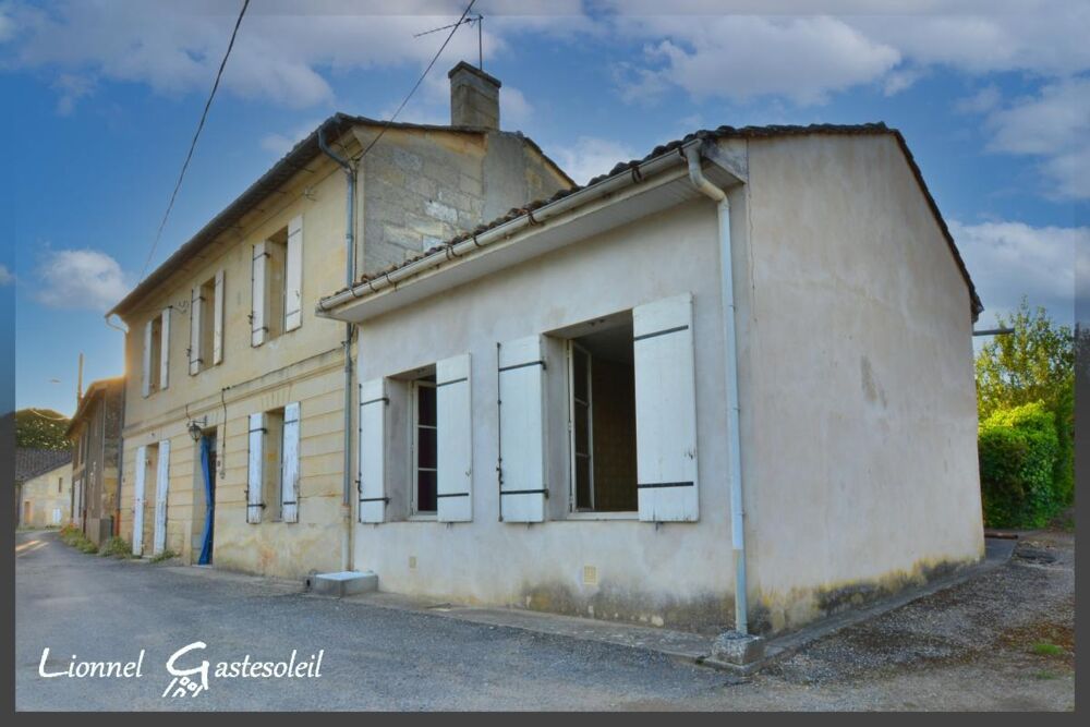 Maison 6 pièces 120 m² · à Saint Laurent des Combes · 120 m² · 129 000 €