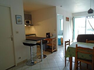  Appartement à louer 2 pièces 37 m²