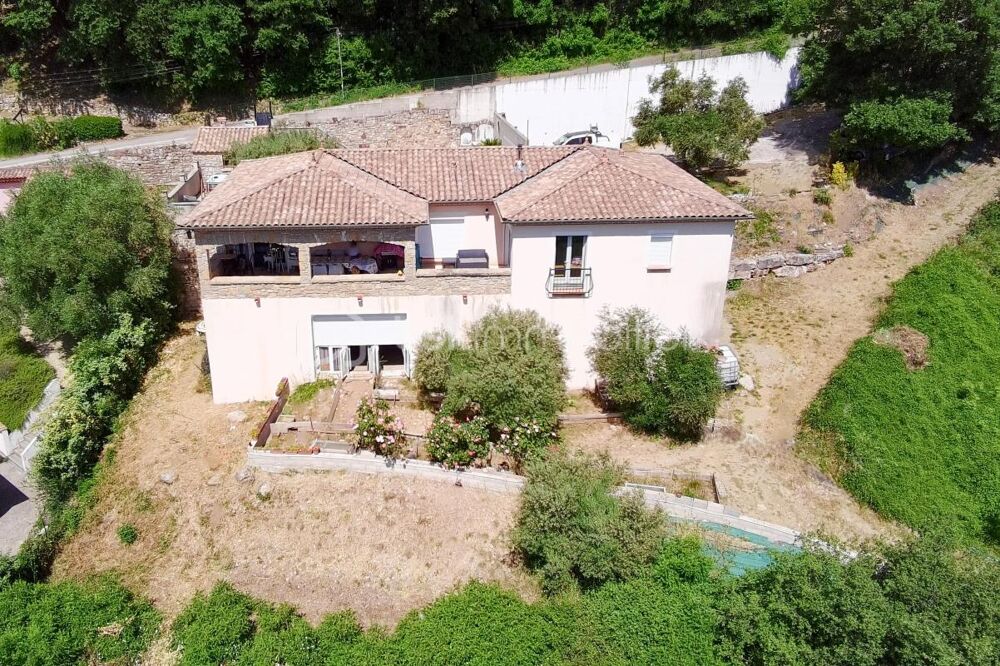Vente Propriété/Château Exclusivité – Propriété de caractère de 170 m² sur 4 300 m² de terrain Poujols