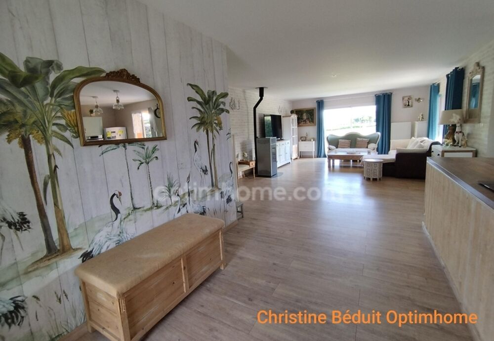 Vente Maison Charente, proche La Rochefoucauld, maison de plain-pied 139 m², garage, carport, terrain 2957m² Marillac le franc