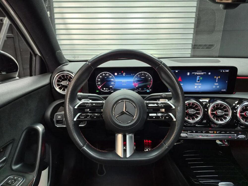 Classe A 200 163ch AMG Line 7G-DCT 2023 occasion 06700 Saint Laurent Du Var