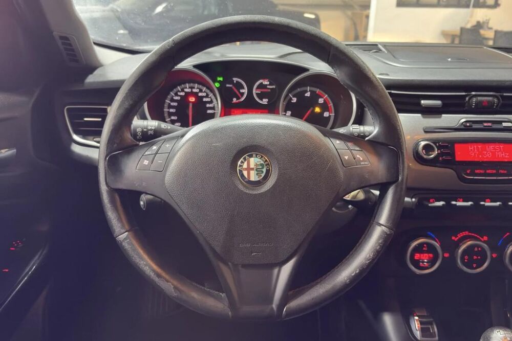 Giulietta 1.6 JTDM 16V S&S 105 cv Turismo 2011 occasion 85190 Venansault