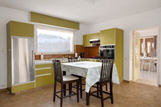  Maison à vendre 10 pièces 197 m²