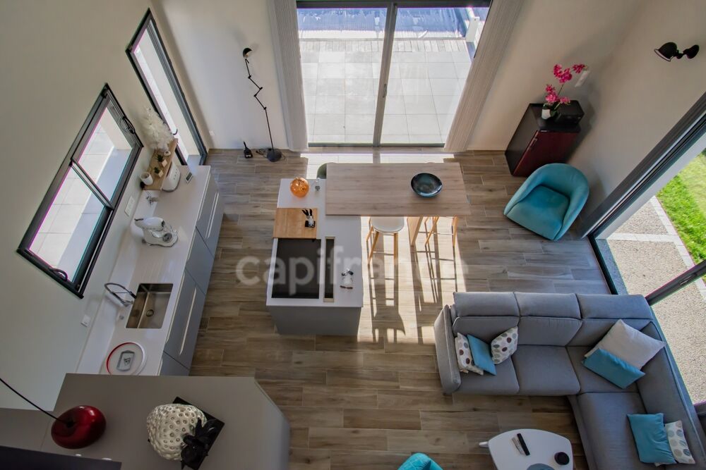 Vente Maison ROYAN – MAISON CONTEMPORAINE AVEC PISCINE ET VUE DÉGAGÉE Royan
