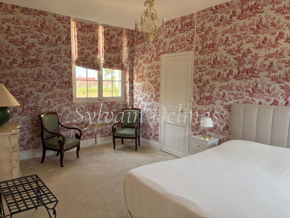 à vendre  Propriété/château Loches (37600)