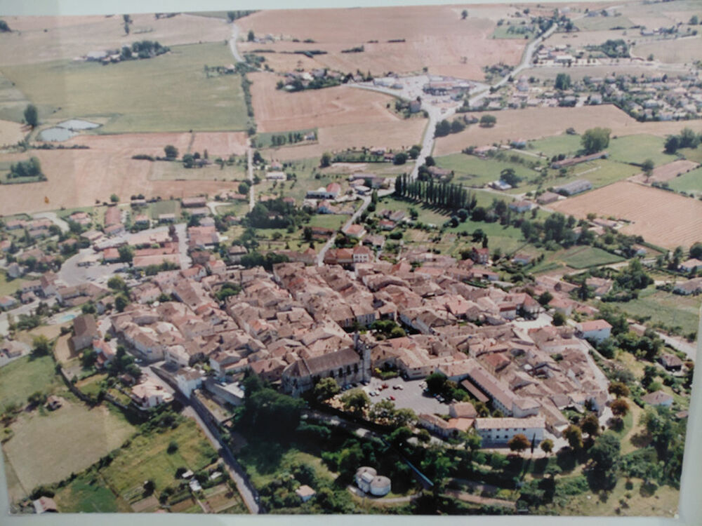   Fonds de commerce à vendre MONFLANQUIN (47) - Tabac, Journaux, FDJ, PMU, Cadeaux 