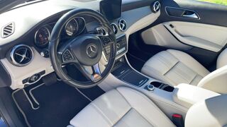 Classe GLA 200 d 136 7G-DCT Sensation - Automatique 2017 occasion 03270 Saint Yorre