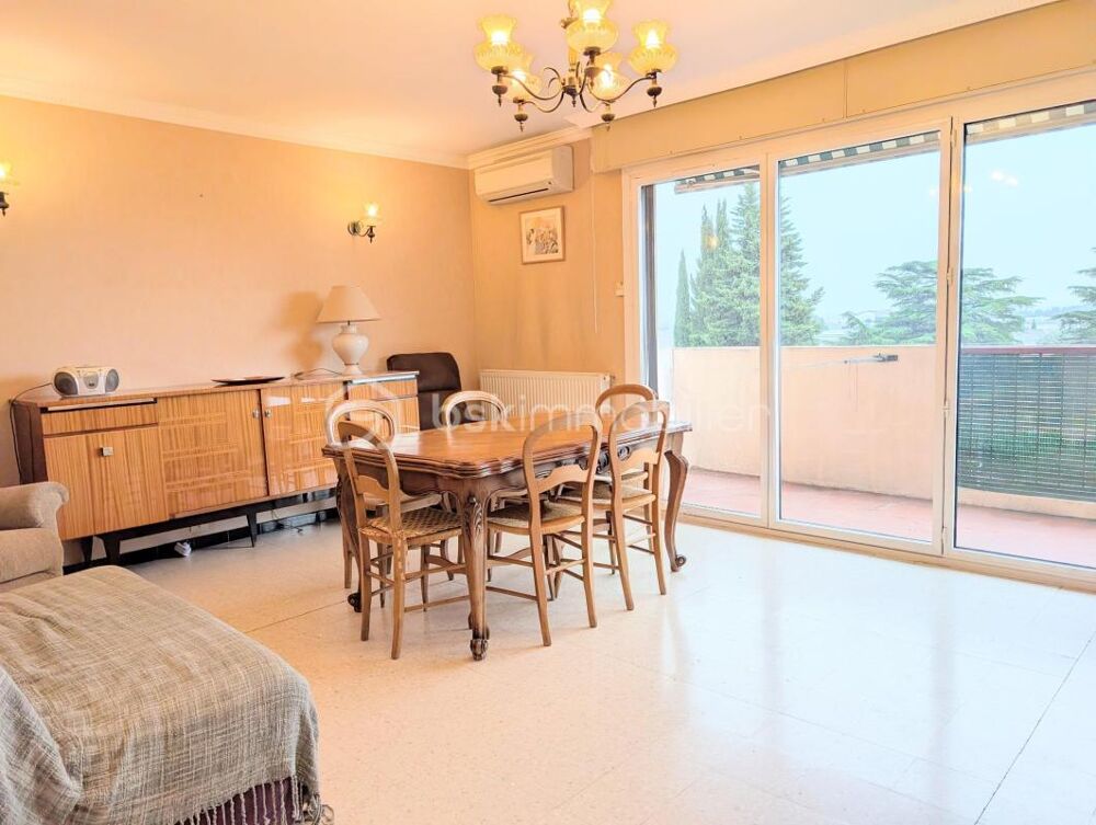 Appartement T4  88 m²  Nîmes Saint-Césaire  Garage & Cave