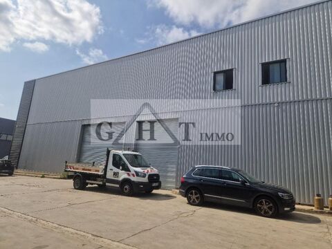 A LOUER 2750 M&sup2; ENTREPOT BUREAUX A MEAUX 16300 77100 Meaux