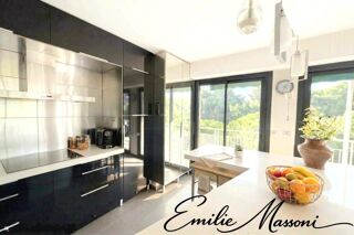 Vente Appartement Marseille 9e - Panouse / Cabot T4 106 m², balcons filants Marseille 9