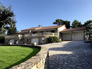  Villa à vendre 6 pièces 151 m²