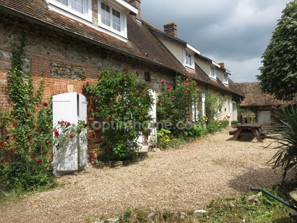 Vente Maison Belle long�re de 245m2 habitables avec 8 pi�ces dont 5 chambres sur un terrain clos de 2400m2 + d�pendances La couture boussey